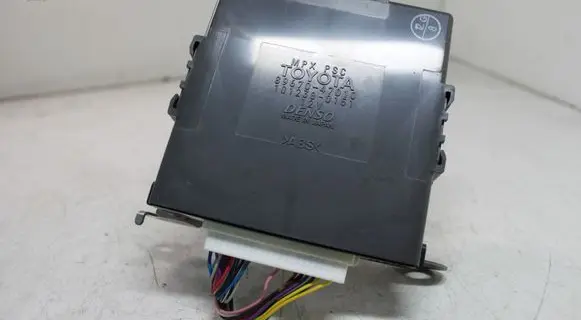 Toyota Prius (XW20) Power management control unit 8967047010