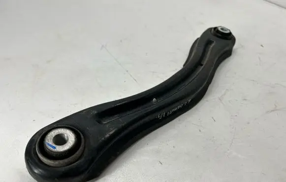Jeep Grand Cherokee Rear control arm 52124820AC 18043