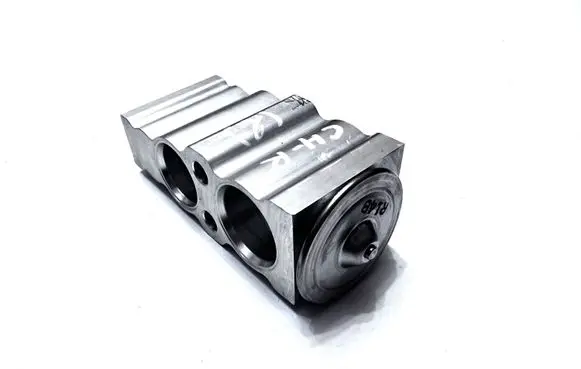 Toyota C-HR I Air conditioning (A/C) expansion valve 4475005440