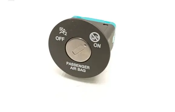 KIA Xceed Passenger airbag on/off switch 