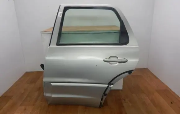 Mazda Tribute Rear door