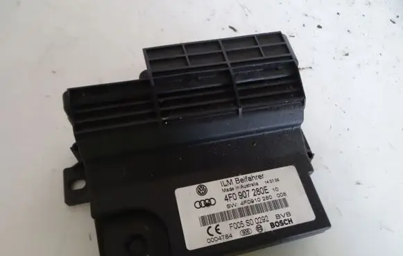 Audi Q7 4L Comfort/convenience module 4F0907280E