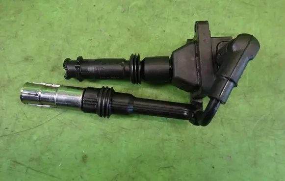 Alfa Romeo 147 High voltage ignition coil 1227030071