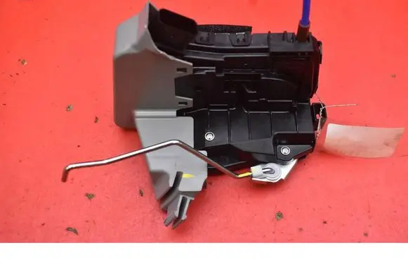 KIA Sportage Rear door lock 81420R2000