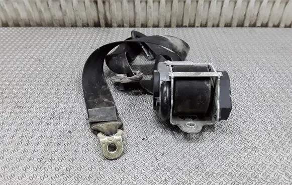 Skoda Octavia Mk2 (1Z) Front seatbelt 1Z0857702A