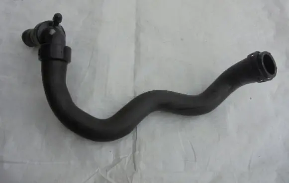Renault Megane IV Engine coolant pipe/hose 924101447R