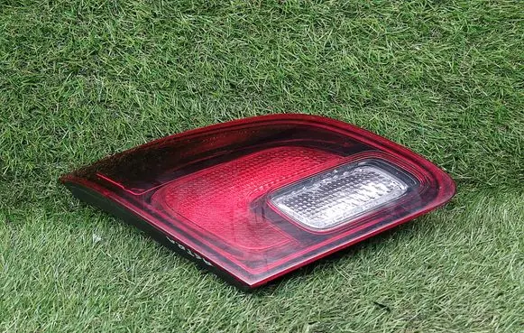 Opel Astra J Tailgate rear/tail lights