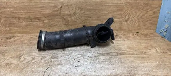 Volvo V50 Mass air flow meter 7689484400