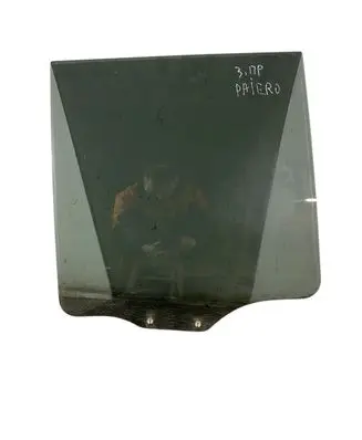 Mitsubishi Pajero Rear door window glass 43R00150 A001686