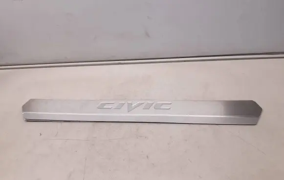 Honda Civic Front door trim bar 