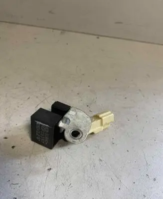 Toyota Auris 150 Other relay 9098005357 90980 05357
