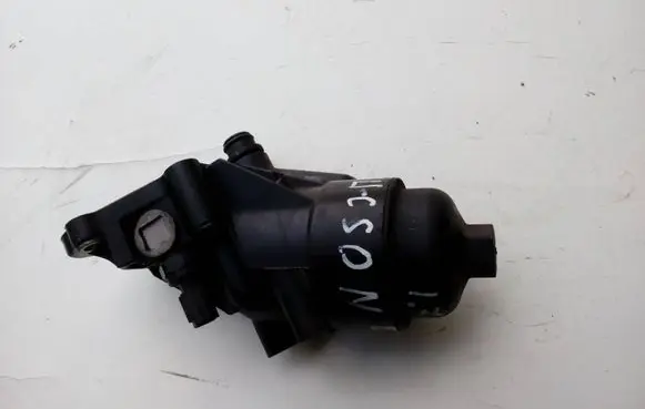Hyundai Tucson TL Oil filter mounting bracket K0100240
