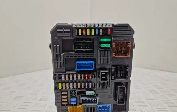 Citroen C3 Aircross BSM Control unit 9819851480 0072061882 28550137