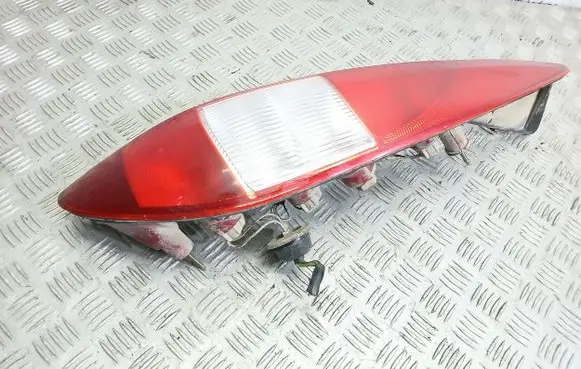 Ford Mondeo Mk III Rear/tail lights
