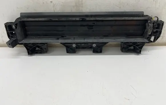 Audi Q8 e-tron Intercooler air guide/duct channel 4KE807771A 4KE121285H 95B965501AA