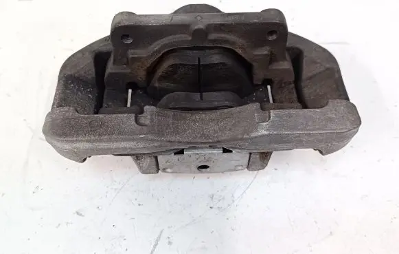 BMW 5 F10 F11 Front brake caliper