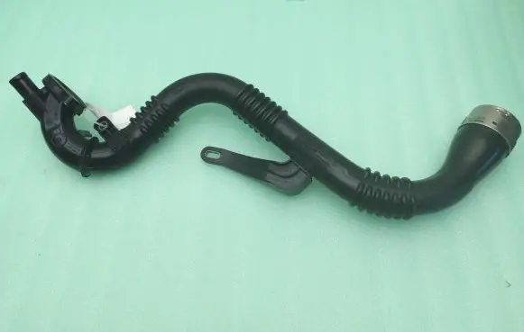 Nissan Pulsar Intercooler hose/pipe 144605243R