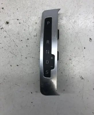 Audi A6 S6 C6 4F Gear shift selector indicator 4F1713463B