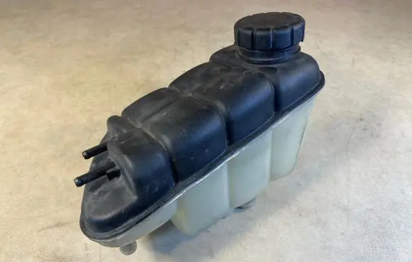 Mercedes-Benz G W461 W463 1st Gen Coolant expansion tank/reservoir A2205000149