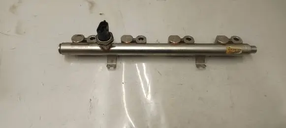 Hyundai Kona I Fuel main line pipe 353502B380