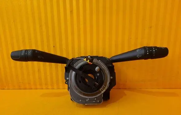 Fiat 500L Wiper turn signal indicator stalk/switch 07356675820