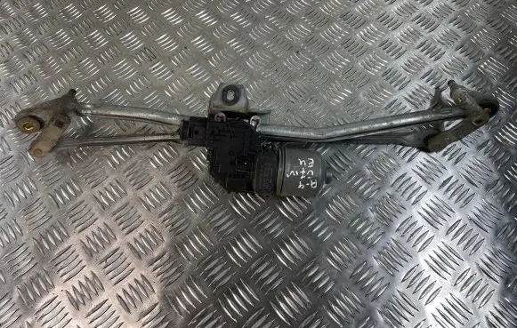 Audi A4 S4 B7 8E 8H Front wiper linkage and motor