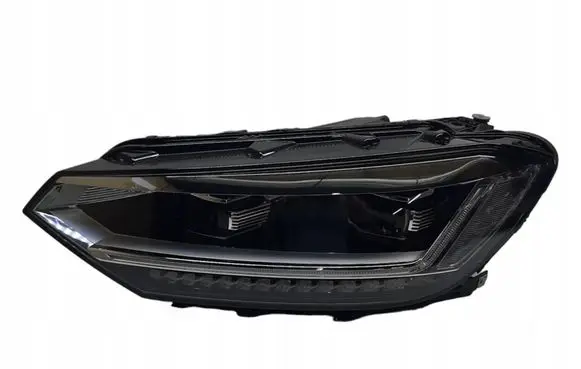 Volkswagen Touran III Headlight/headlamp 5TB941081A
