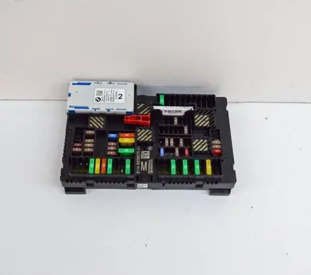 BMW X3 G01 Fuse module 6828075 P00166264