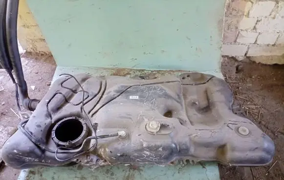Peugeot 508 Fuel tank 9800353980
