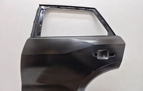 Audi Q2 - Rear door 81A833051C
