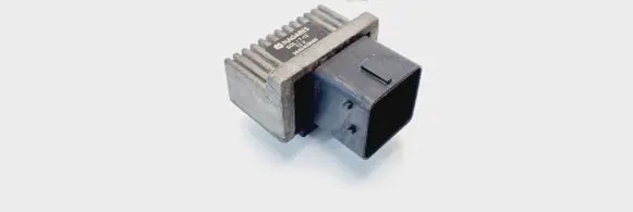 Peugeot 206 CC Glow plug pre-heat relay 9640469680