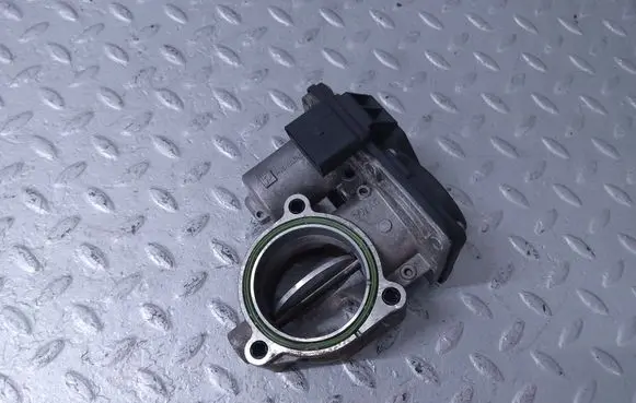 Audi Q7 4M Throttle valve 057145950H