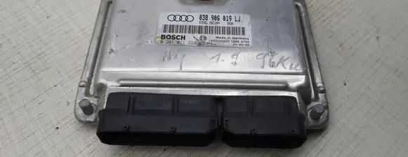 Audi A4 S4 B6 8E 8H Engine control unit/module 038906018AE