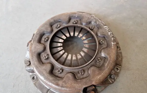 Nissan Patrol Y61 Pressure plate 