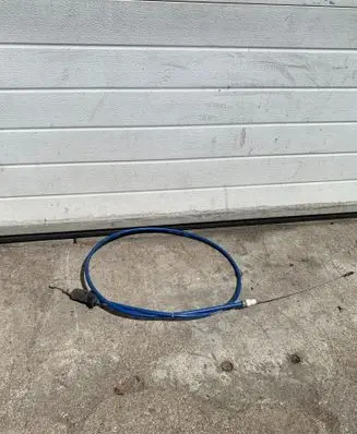 Handbrake/parking brake wiring cable