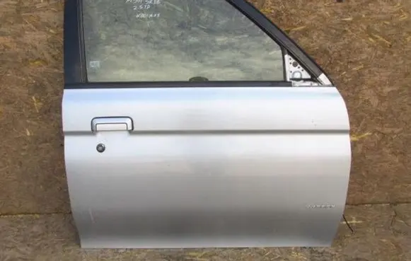 Mitsubishi Pajero Sport I Front door