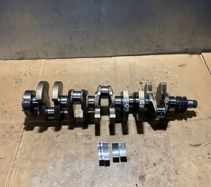 Mercedes-Benz E W124 Crankshaft 60203115A OM605 D25