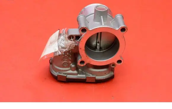 BMW X7 G07 Throttle body valve F01R00Y244