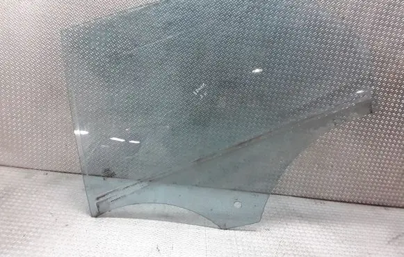 Ford Mondeo MK IV Rear door window glass