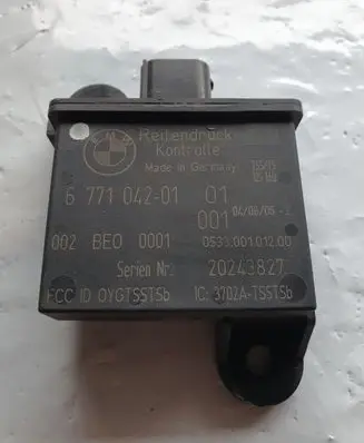 BMW X5 E70 Tire pressure control unit 6771042 677104201 67710420101