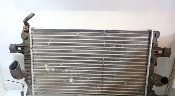 Coolant radiator