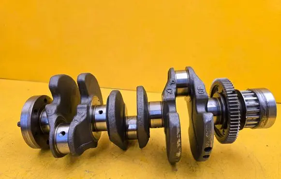 Peugeot 2008 II Crankshaft 