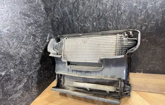 Mercedes-Benz R W251 Radiator set 006L0099