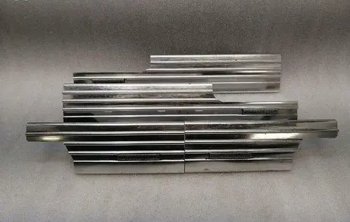 Land Rover Range Rover L322 Front door trim (molding) EAP000192PVA