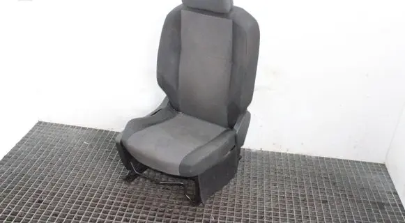 Opel Combo E Front passenger seat 
