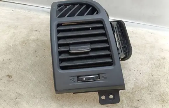 Hyundai Santa Fe Dashboard side air vent grill/cover trim 974802B000 U04153