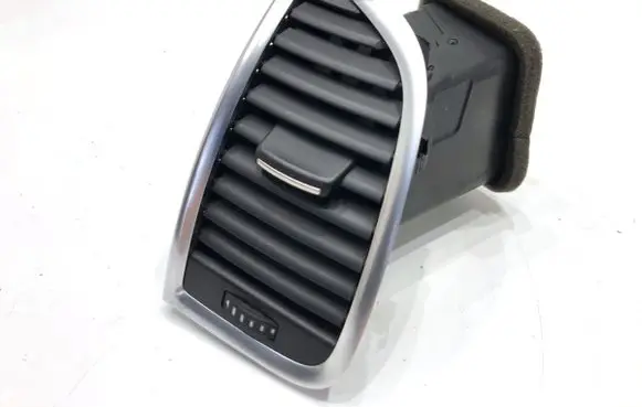 Audi Q7 4L Dashboard side air vent grill/cover trim 4L0820901