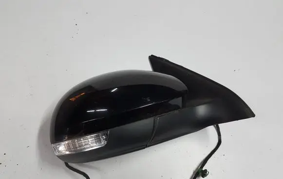 Volkswagen Tiguan Front door electric wing mirror 