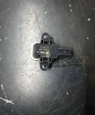 Ford Fusion II Airbag deployment crash/impact sensor DS7T14C676AA