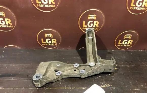 Volkswagen Golf V Front lower control arm/wishbone 1K0199295E